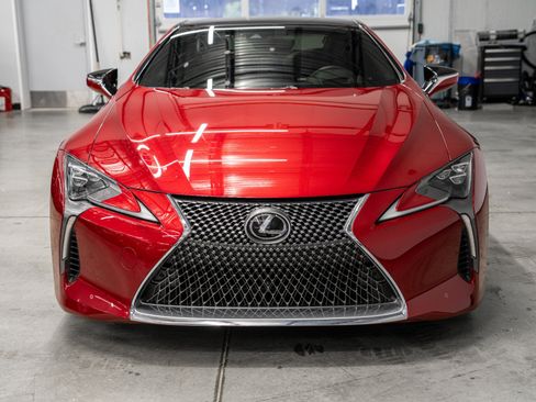 Used 2018 Lexus LC 500 Coupe w/ Touring Package RWD image 4