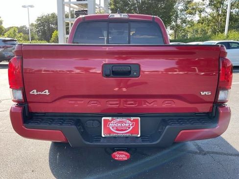 Used 2022 Toyota Tacoma SR AWD/4WD image 9