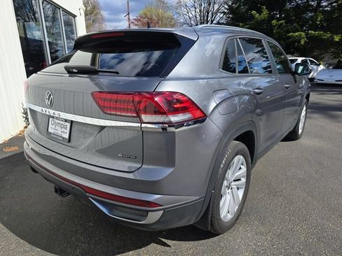 Used 2023 Volkswagen Atlas Cross Sport SE AWD/4WD image 4