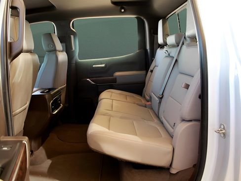 Used 2019 GMC Sierra 1500 SLT w/ SLT Premium Plus Package image 23