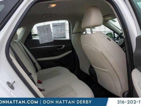 Used 2025 Hyundai Sonata SEL FWD image 16