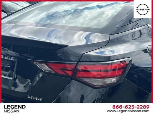 Certified 2023 Nissan Sentra SR w/ Midnight Edition Package FWD image 10