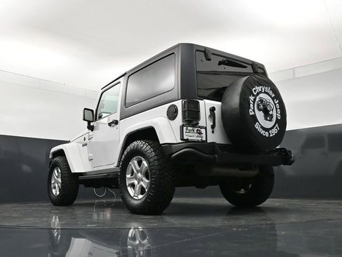 Used 2018 Jeep Wrangler Sport AWD/4WD image 22