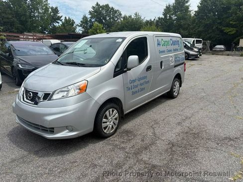 Used 2017 Nissan NV200 SV FWD image 6
