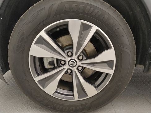 Used 2021 Nissan Murano SV image 31