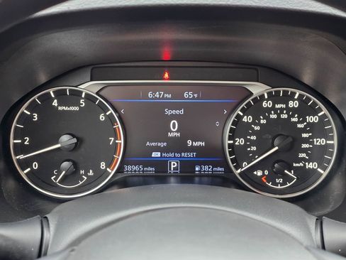 Used 2025 Nissan Altima 2.5 SV FWD image 24