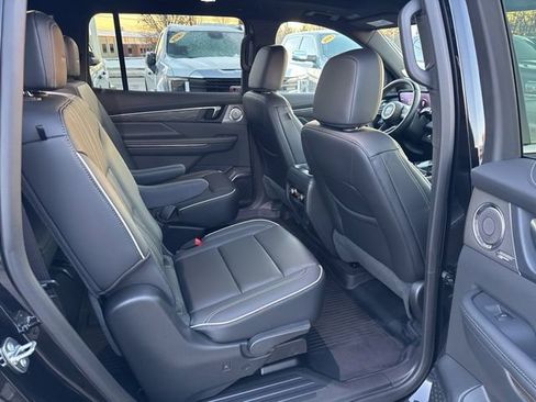 Used 2025 Buick Enclave Avenir w/ Super Cruise Package image 25