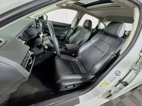 Certified 2024 Honda Civic Touring image 12