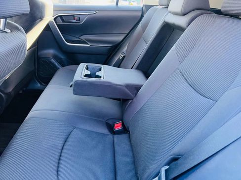 Used 2020 Toyota RAV4 LE w/ All Weather Liner Package image 21