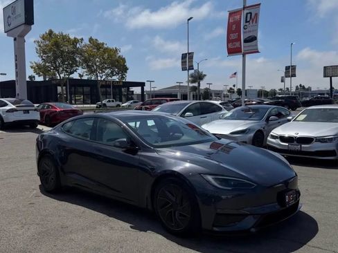 Used 2026 Tesla Model S Plaid AWD/4WD image 4