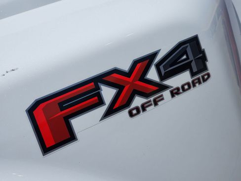 Used 2020 Ford F450 Platinum w/ FX4 Off-Road Package AWD/4WD image 14