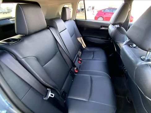 Certified 2026 Toyota Corolla Cross XLE image 16
