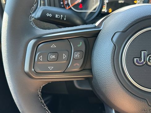 New 2026 Jeep Gladiator Willys AWD/4WD image 23