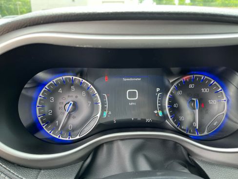 New 2027 Chrysler Pacifica Select w/ Family Tech Group FWD image 14