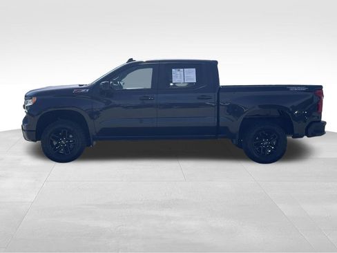 Used 2024 Chevrolet Silverado 1500 LT Trail Boss w/ Convenience Package II AWD/4WD image 7