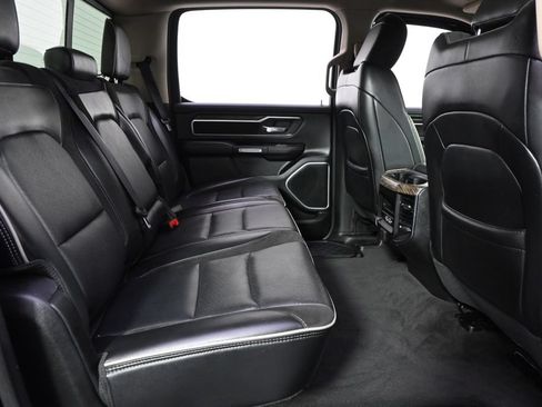 Used 2020 RAM 1500 Laramie AWD/4WD image 18