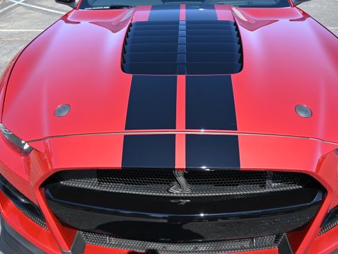 Used 2020 Ford Mustang Shelby GT500 w/ Technology Package RWD image 34