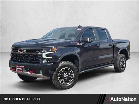 Used 2022 Chevrolet Silverado 1500 ZR2 w/ Technology Package AWD/4WD image 1
