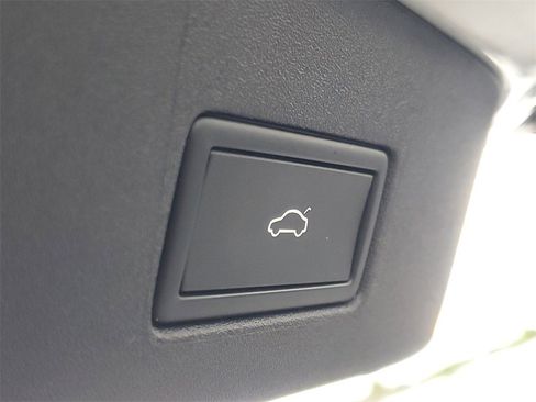 Used 2021 Volkswagen ID.4 1st Edition image 9