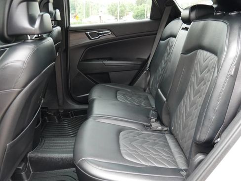 Used 2024 Kia Sportage X-Pro AWD/4WD image 17