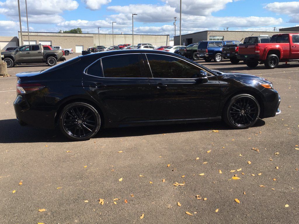 Used 2024 Toyota Camry XSE FWD image 7