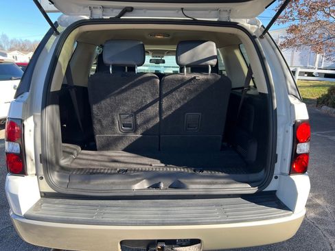 Used 2010 Ford Explorer Eddie Bauer image 11