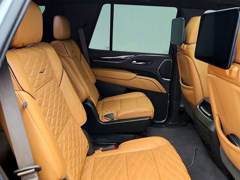 Used 2021 Cadillac Escalade Sport w/ Driver Assist Tech Package image 27