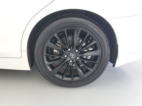 Used 2022 INFINITI Q50 Luxe w/ Cargo Package image 12