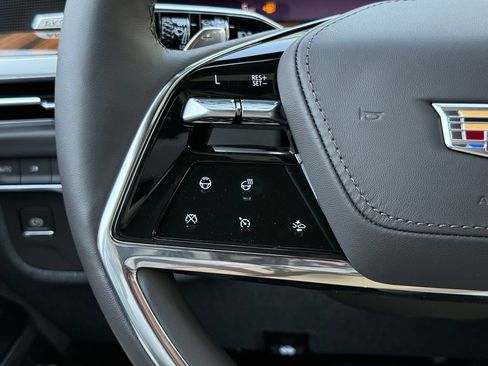 New 2026 Cadillac Escalade Platinum Luxury AWD/4WD image 26
