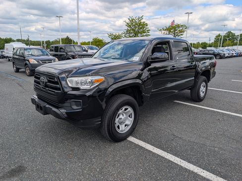 Used 2019 Toyota Tacoma SR RWD image 7