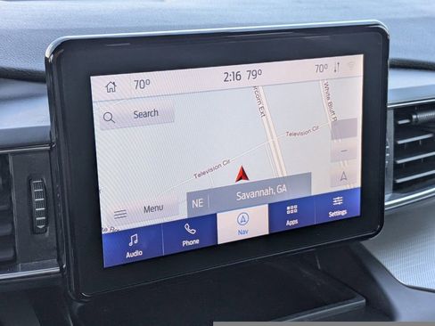 Used 2020 Ford Explorer XLT w/ Equipment Group 202A image 25