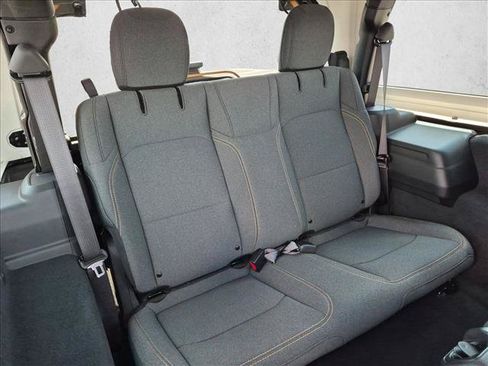 Used 2025 Jeep Wrangler Sport AWD/4WD image 17