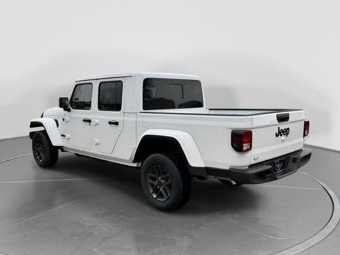 New 2026 Jeep Gladiator Sport AWD/4WD image 5