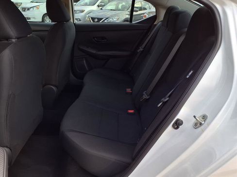 Used 2024 Nissan Sentra S image 10