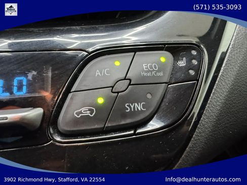 Used 2018 Toyota C-HR XLE FWD image 21