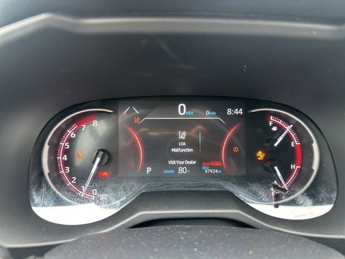 Used 2024 Toyota RAV4 LE AWD/4WD image 12