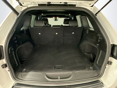Used 2021 Jeep Grand Cherokee Limited AWD/4WD image 31