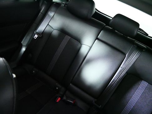 Used 2025 MAZDA CX-50 AWD 2.5 S w/ Premium Package image 12