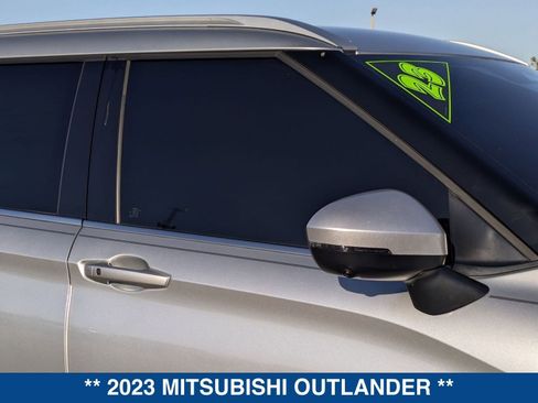 Used 2023 Mitsubishi Outlander SEL 40th Anniversary image 10