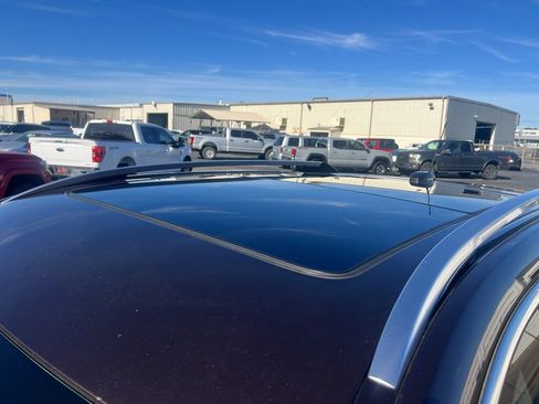 Used 2015 Cadillac SRX Luxury w/ Driver Awareness Package image 13