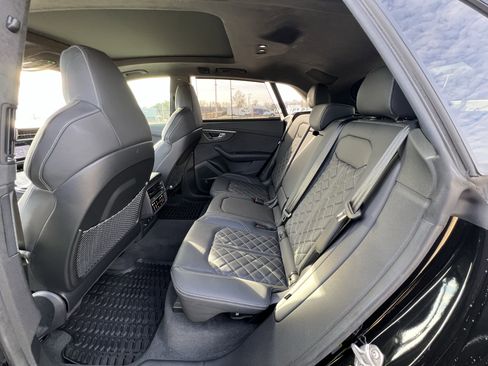 Used 2024 Audi SQ8 Prestige w/ Prestige Package image 32