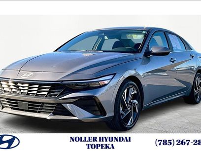 Used 2024 Hyundai Elantra SEL w/ Convenience Package