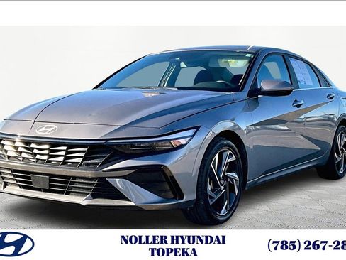 Used 2024 Hyundai Elantra SEL w/ Convenience Package image 1