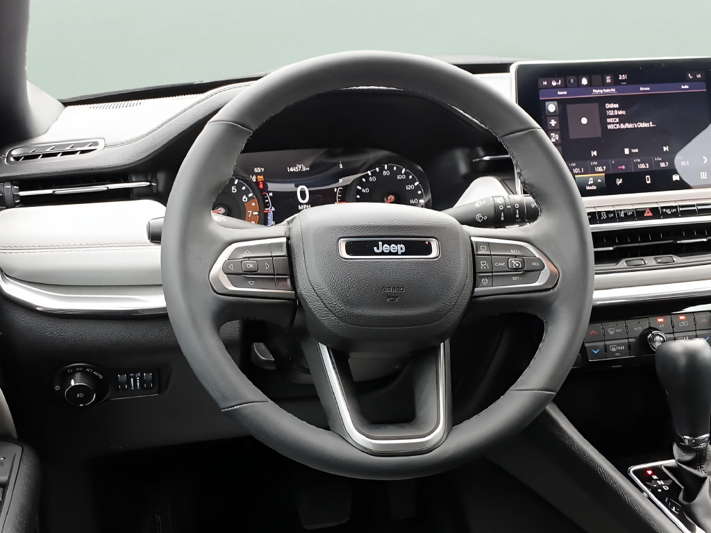 Used 2023 Jeep Compass Limited AWD/4WD image 17