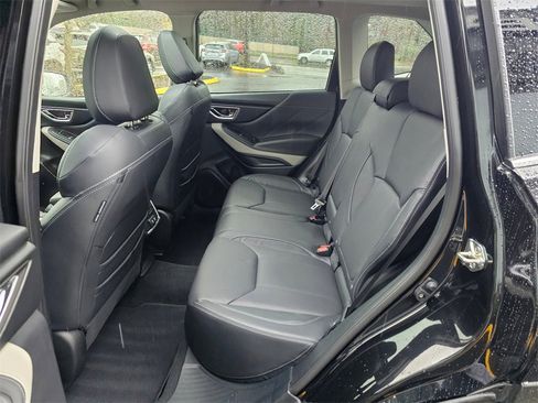 Used 2022 Subaru Forester Limited w/ Popular Package #3 image 17