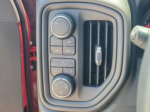 Certified 2024 Chevrolet Silverado 1500 Custom w/ Turbomax Blackout Package AWD/4WD image 17
