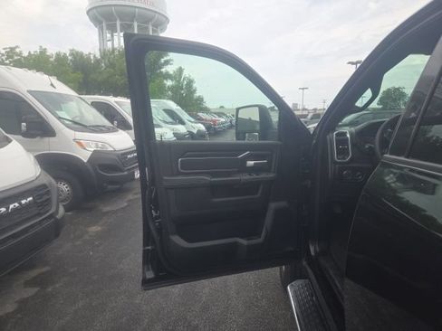 Used 2026 RAM 2500 Big Horn AWD/4WD image 13