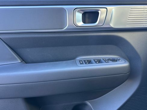 Certified 2026 Hyundai Santa Fe SE FWD image 14