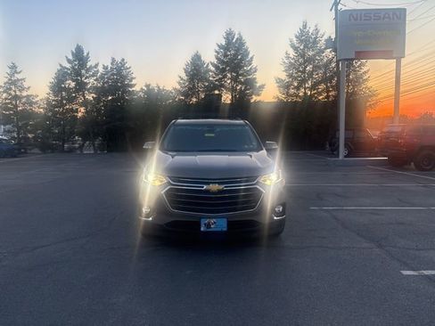 Used 2018 Chevrolet Traverse LT AWD/4WD image 2
