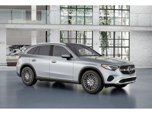 Certified 2025 Mercedes-Benz GLC 300 4MATIC image 12